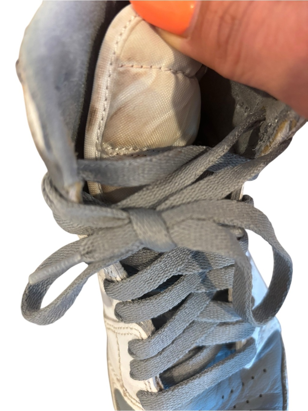 Nike Air Jordan 1 High Top Sneakers - White & Gray Kids Size 5 - Picture 4 of 8